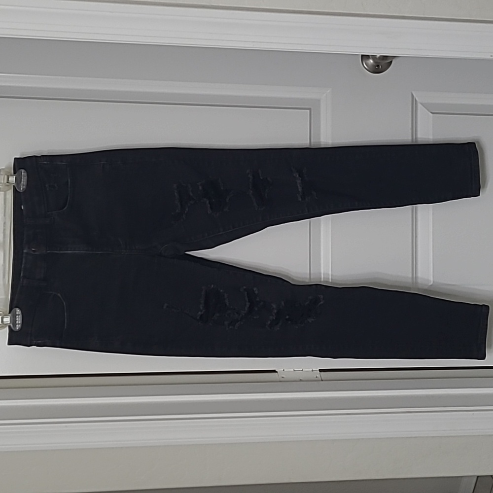 American Eagle size 6 next level stretch